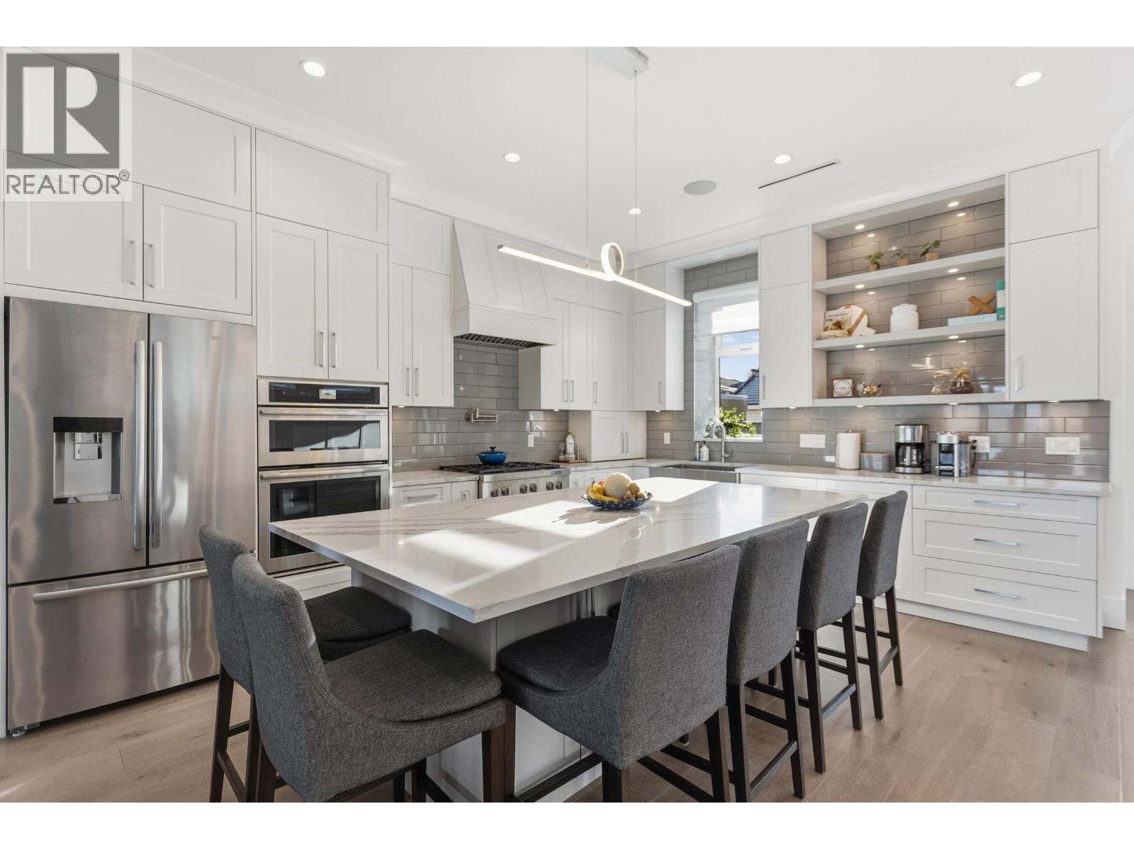 4326 Cambridge Street, Burnaby, British Columbia V5C 1H4 - Photo 11 - R3081154