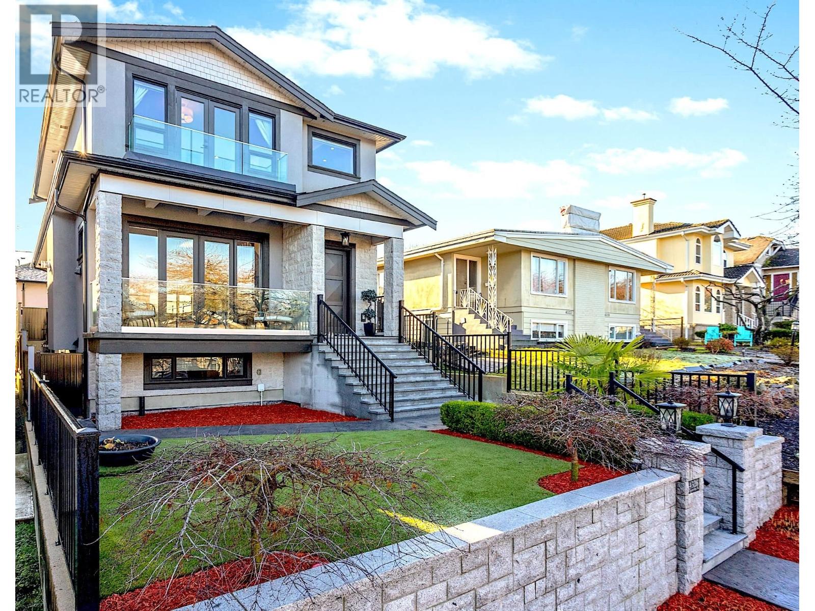 4326 CAMBRIDGE STREET, Burnaby, British Columbia