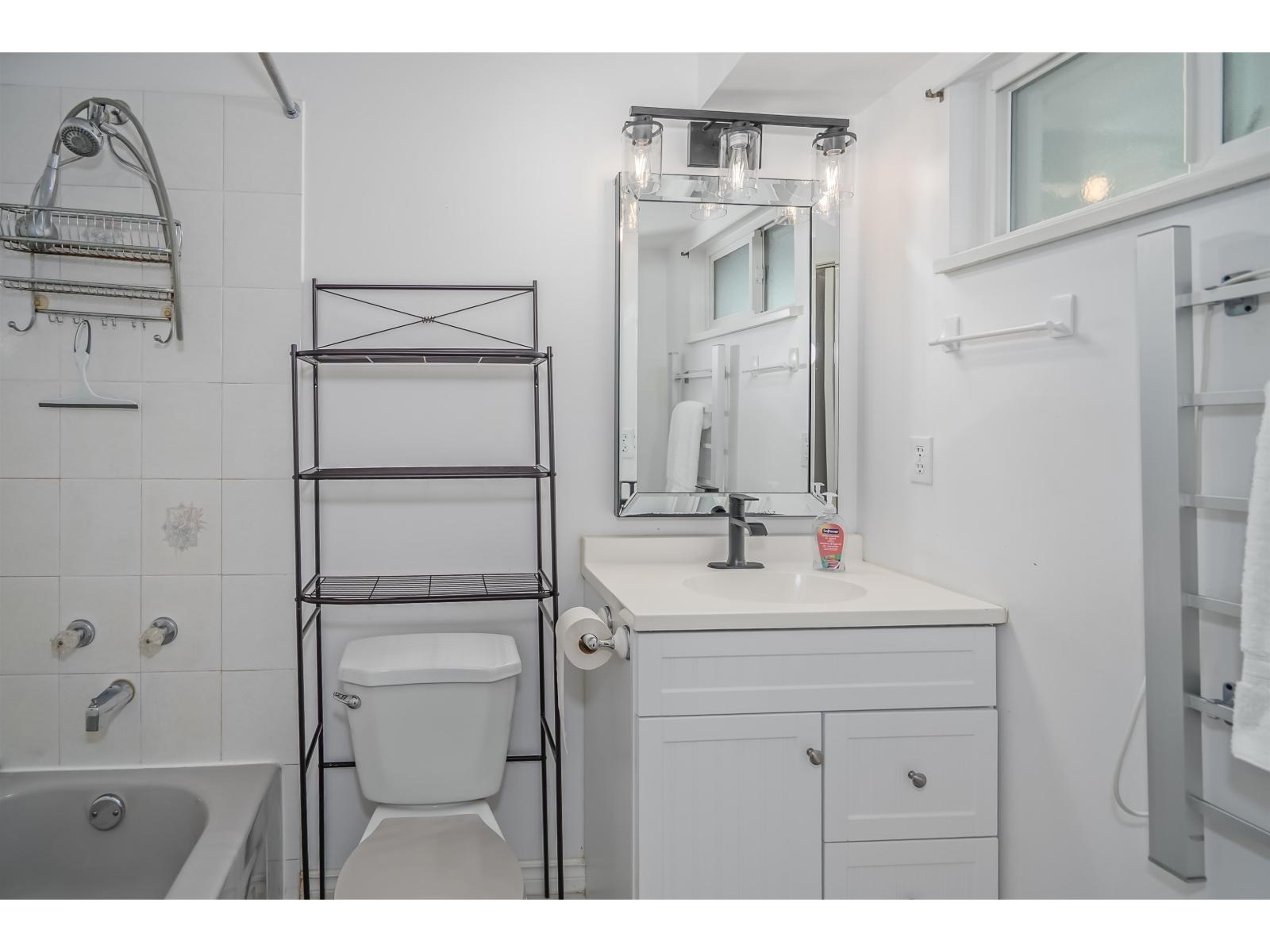 15663 107a Avenue, Surrey, British Columbia  V4N 3H9 - Photo 11 - R3082647