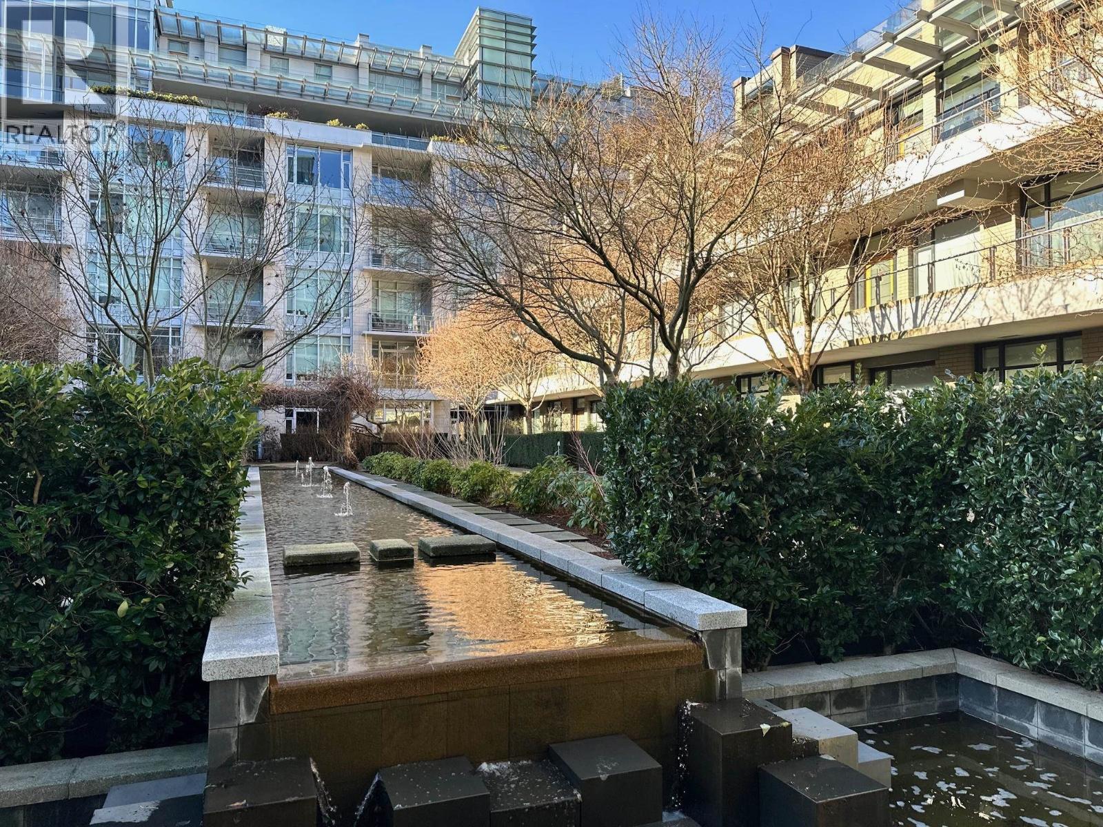 404 1633 Ontario Street, Vancouver, British Columbia  V5Y 0C2 - Photo 6 - R3077323