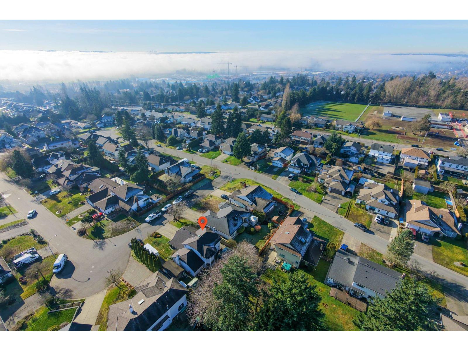 18477 57a Avenue, Surrey, British Columbia  V3S 7E4 - Photo 37 - R3082370