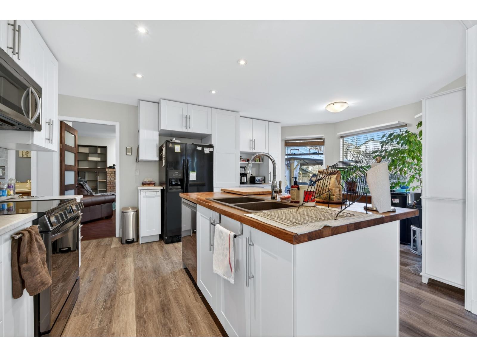 18477 57a Avenue, Surrey, British Columbia  V3S 7E4 - Photo 15 - R3082370