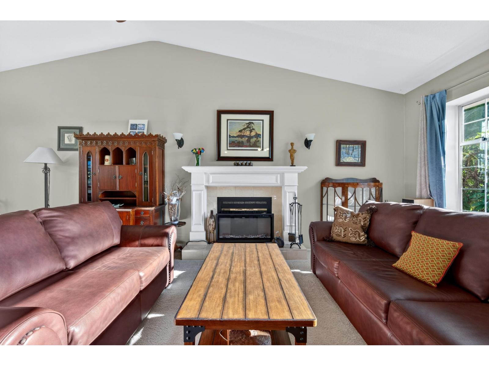 18477 57a Avenue, Surrey, British Columbia  V3S 7E4 - Photo 6 - R3082370