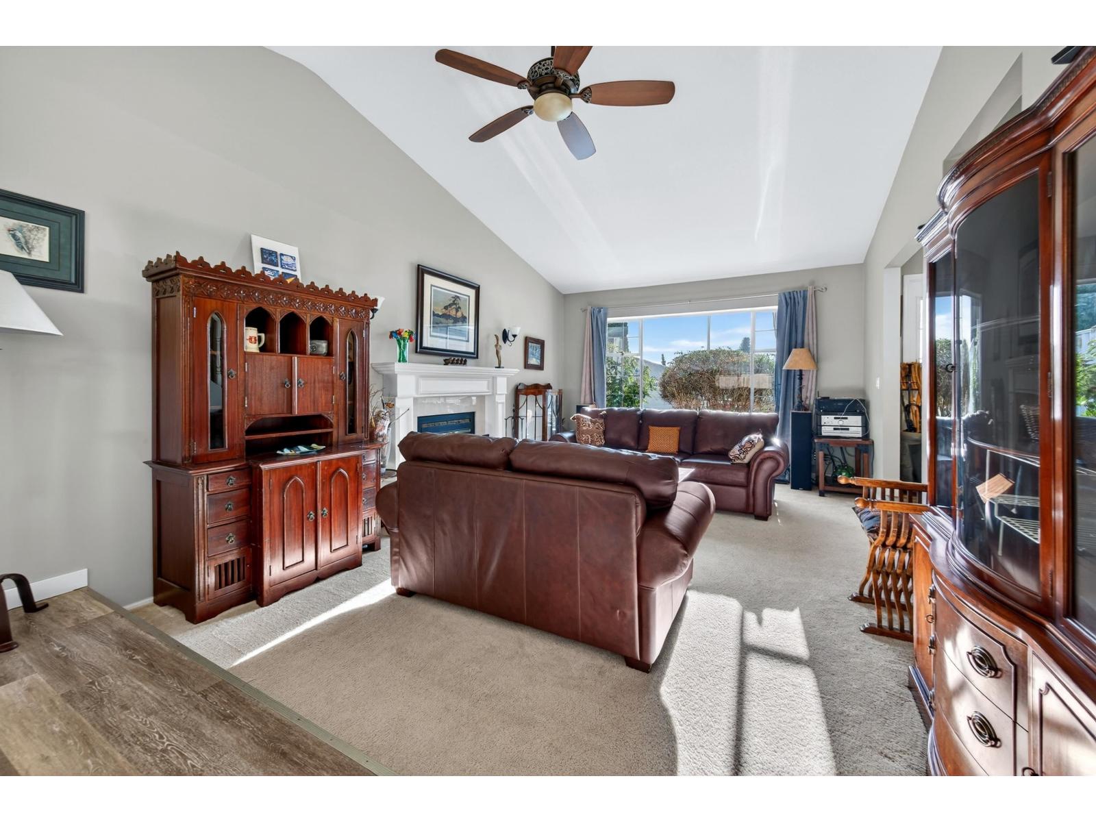 18477 57a Avenue, Surrey, British Columbia  V3S 7E4 - Photo 7 - R3082370