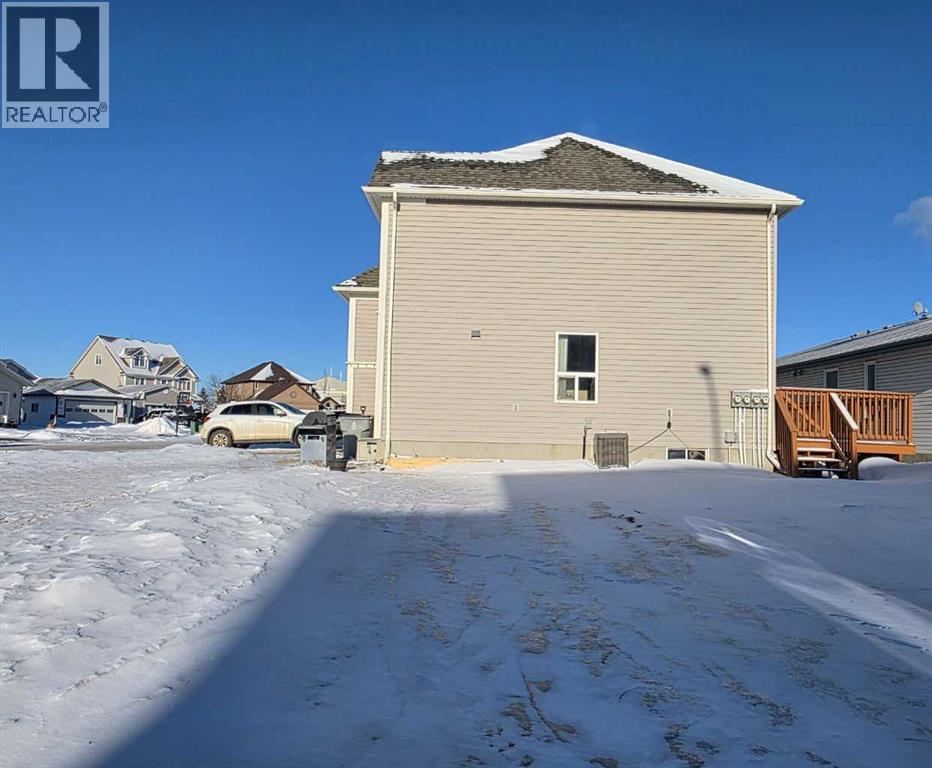 1, 2602 11 Avenue, Wainwright, Alberta  T9W 1W2 - Photo 3 - A2281311