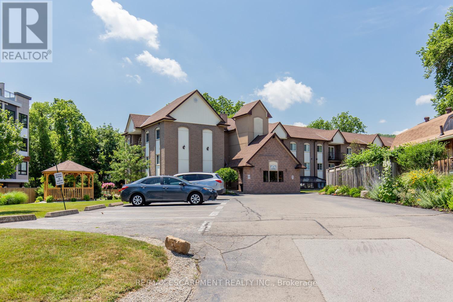 110 - 20 John Street, Grimsby, Ontario  L3M 1X5 - Photo 27 - X12725550