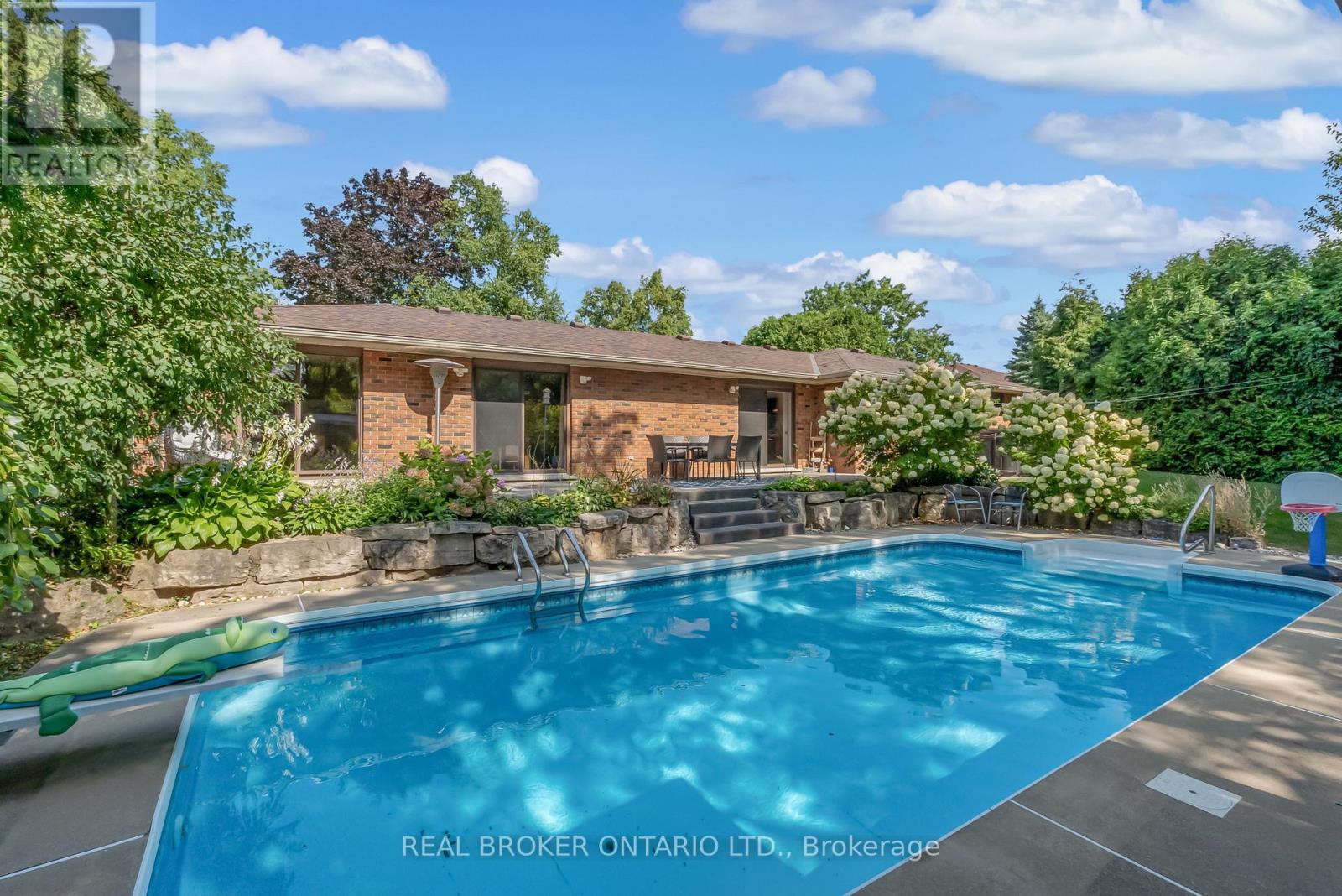 30 Carl Crescent, Hamilton, Ontario  L8B 0G5 - Photo 43 - X12725578