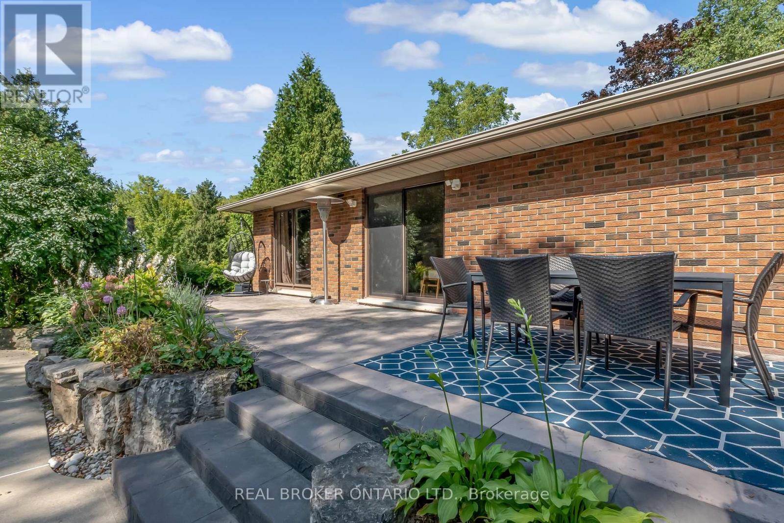 30 Carl Crescent, Hamilton, Ontario  L8B 0G5 - Photo 45 - X12725578