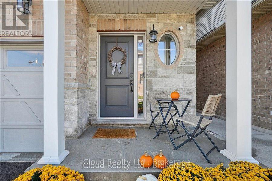 136 Dunrobin Lane, Grimsby, Ontario  L3M 0H4 - Photo 12 - X12725582