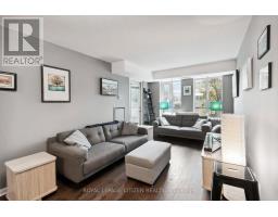 121 - 900 MOUNT PLEASANT ROAD, Toronto, Ontario