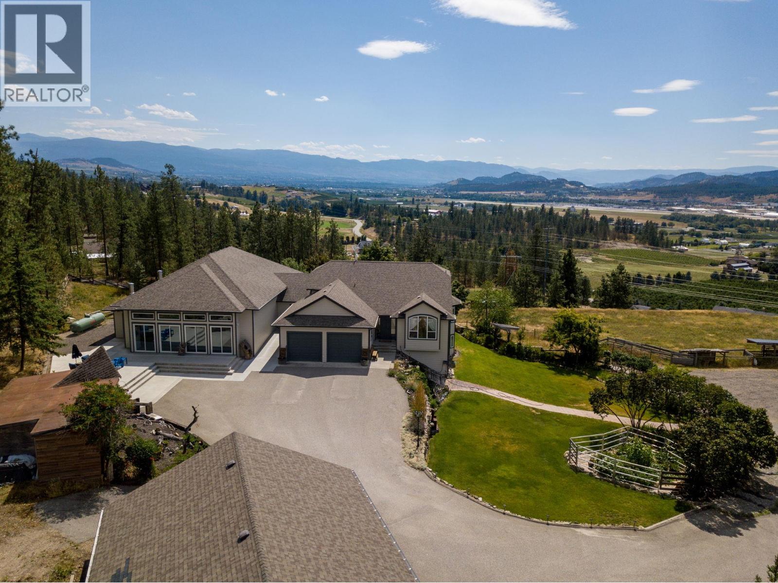 5955 Postill Lake Road, Kelowna, British Columbia