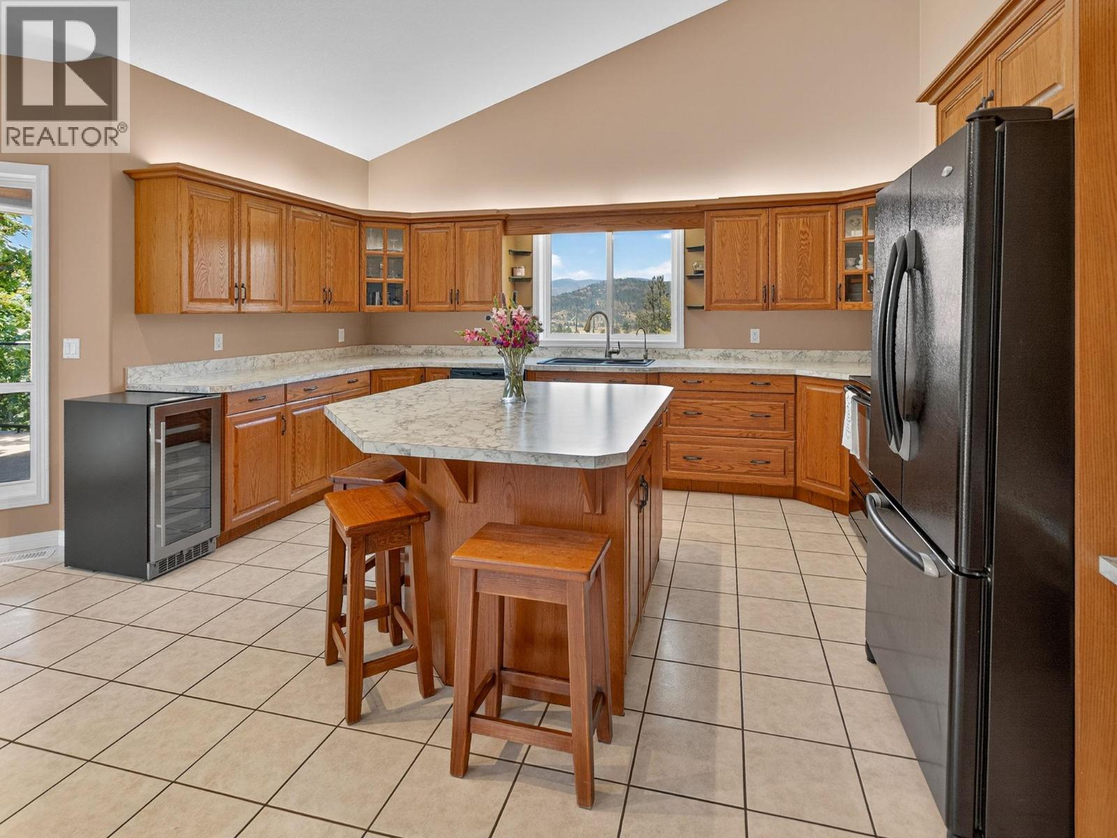 5955 Postill Lake Road, Kelowna, British Columbia  V1X 7V3 - Photo 12 - 10373730