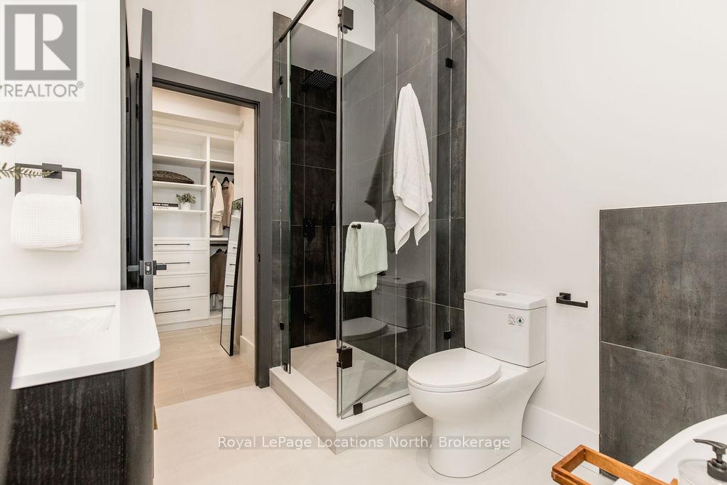 478 Golf Course Road, Wasaga Beach, Ontario  L9Z 1S5 - Photo 35 - S12725802