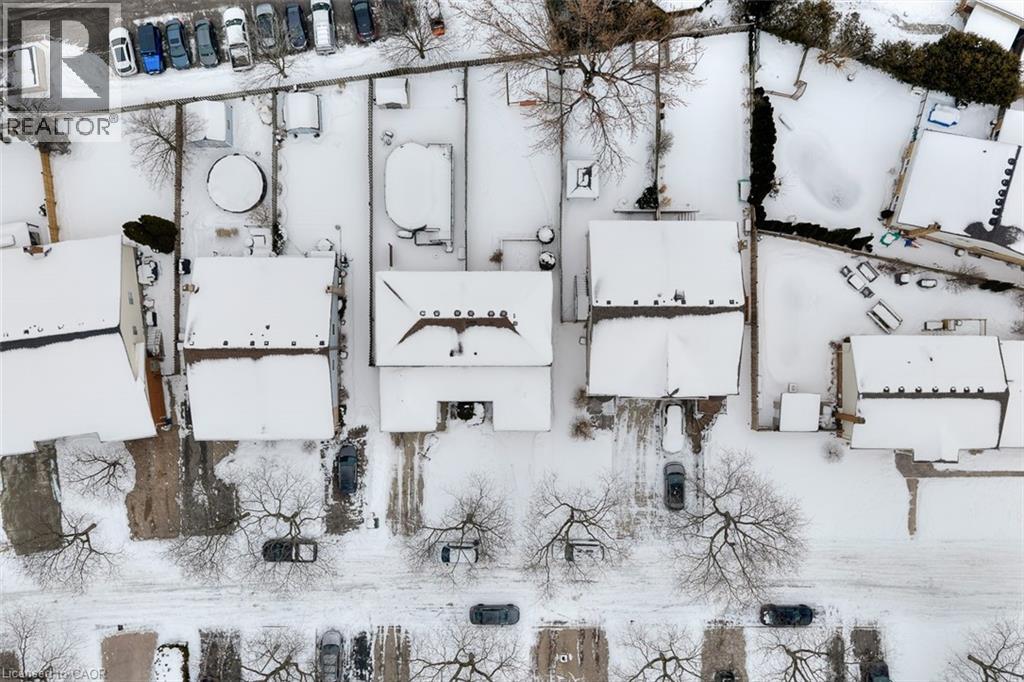 10 Heritage Court, St. Catharines, Ontario  L2S 3H8 - Photo 3 - 40800646