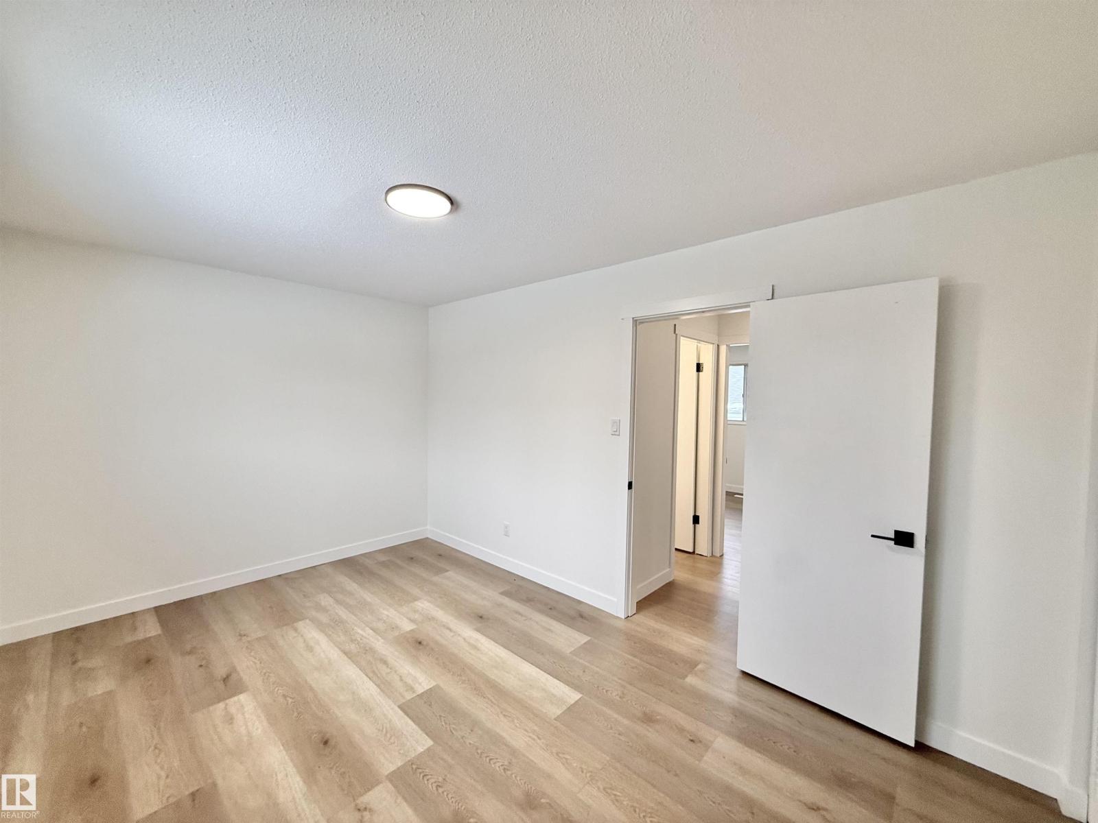 Unknown Address, ,    - Photo 15 - E4470917