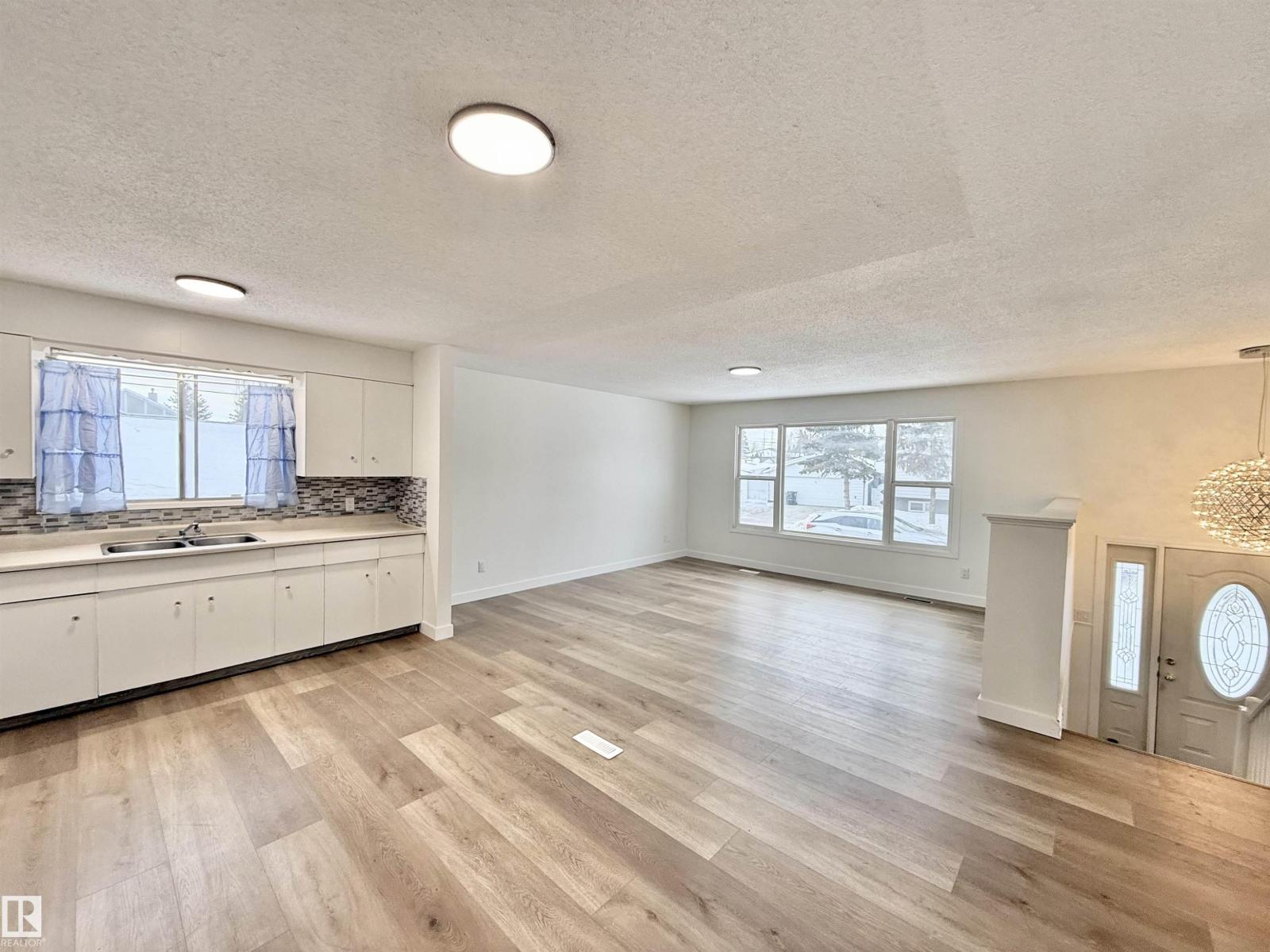 Unknown Address, ,    - Photo 7 - E4470917