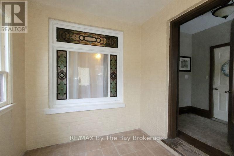 1082 2nd Avenue W, Owen Sound, Ontario N4K 4N1 - Photo 4 - X12725764