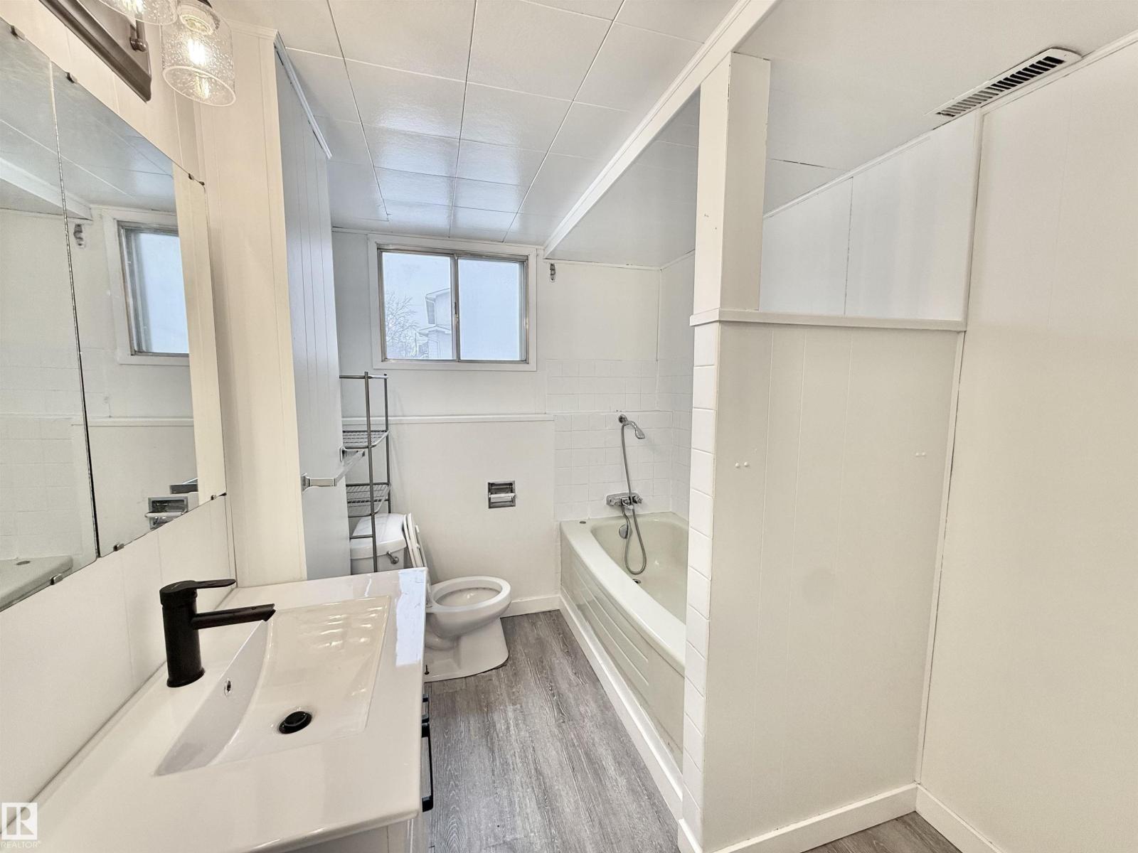 Unknown Address, ,    - Photo 34 - E4470917