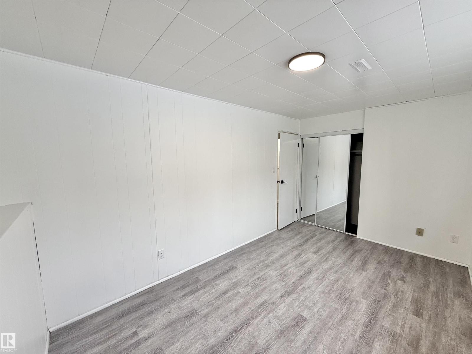 Unknown Address, ,    - Photo 33 - E4470917