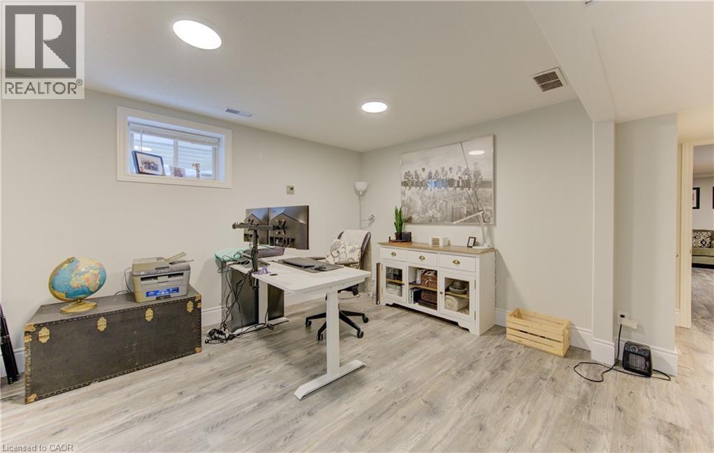 200 Dearborn Boulevard, Waterloo, Ontario  N2J 4Y3 - Photo 37 - 40800470