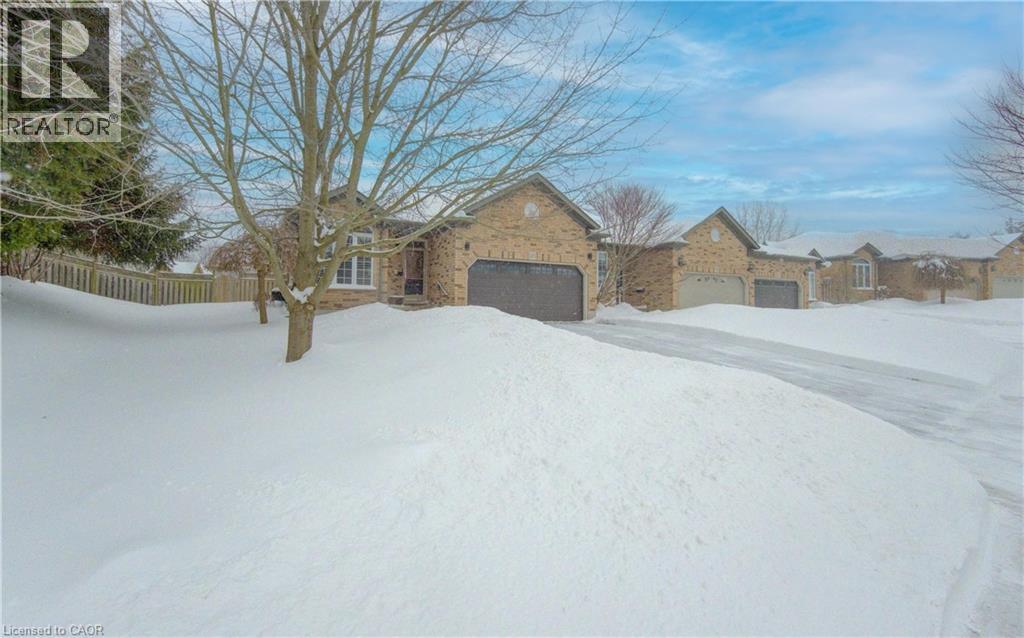 200 Dearborn Boulevard, Waterloo, Ontario  N2J 4Y3 - Photo 2 - 40800470