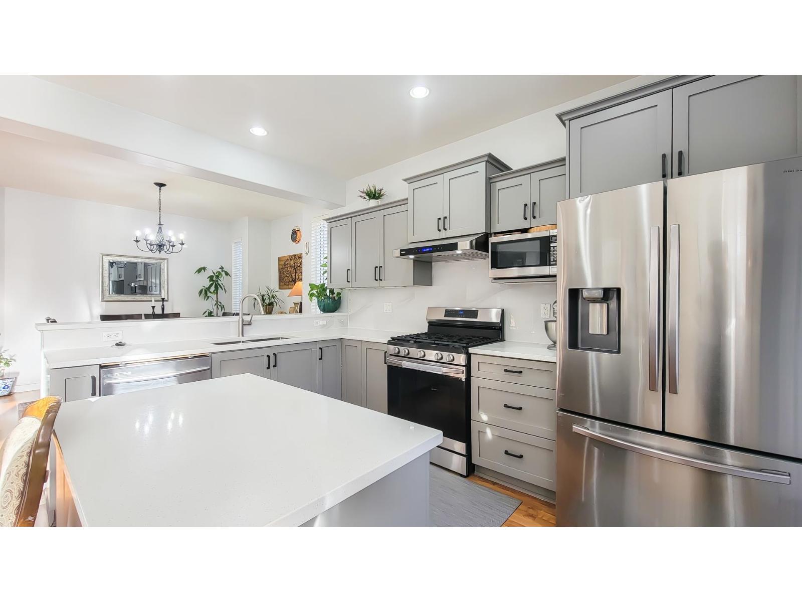 15136 61a Avenue, Surrey, British Columbia  V3S 5J7 - Photo 10 - R3080919