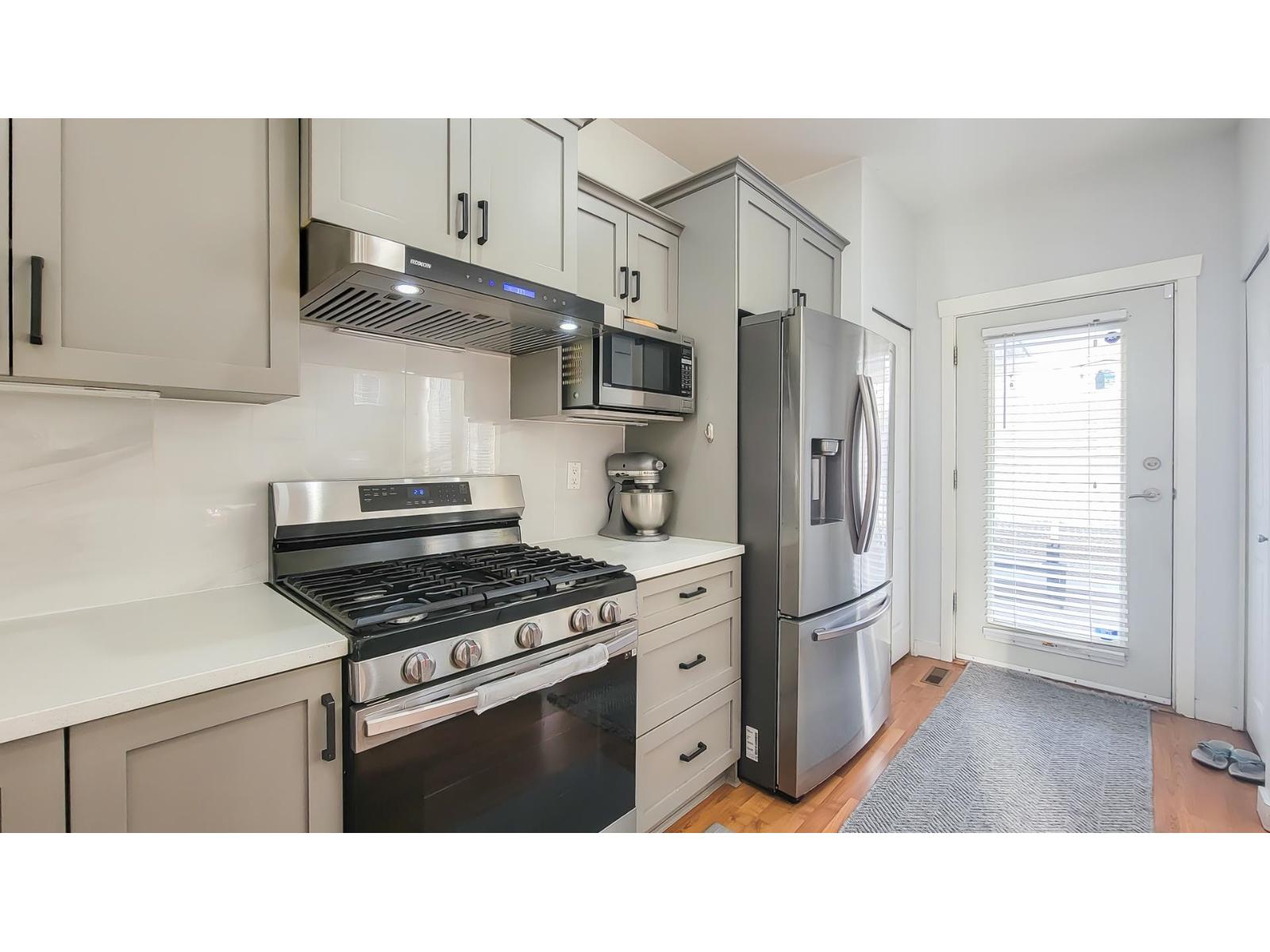 15136 61a Avenue, Surrey, British Columbia  V3S 5J7 - Photo 11 - R3080919