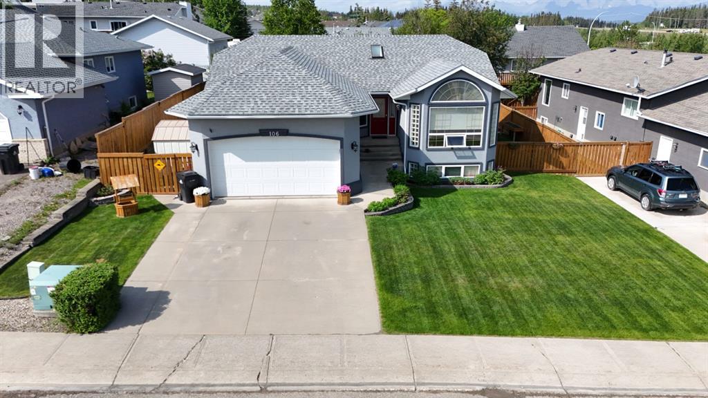 106 Borys Place, Hinton, Alberta  T7V 1H7 - Photo 7 - A2259024