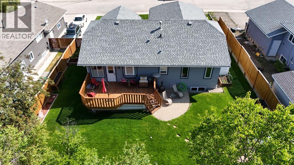 106 Borys Place, Hinton, Alberta  T7V 1H7 - Photo 6 - A2259024