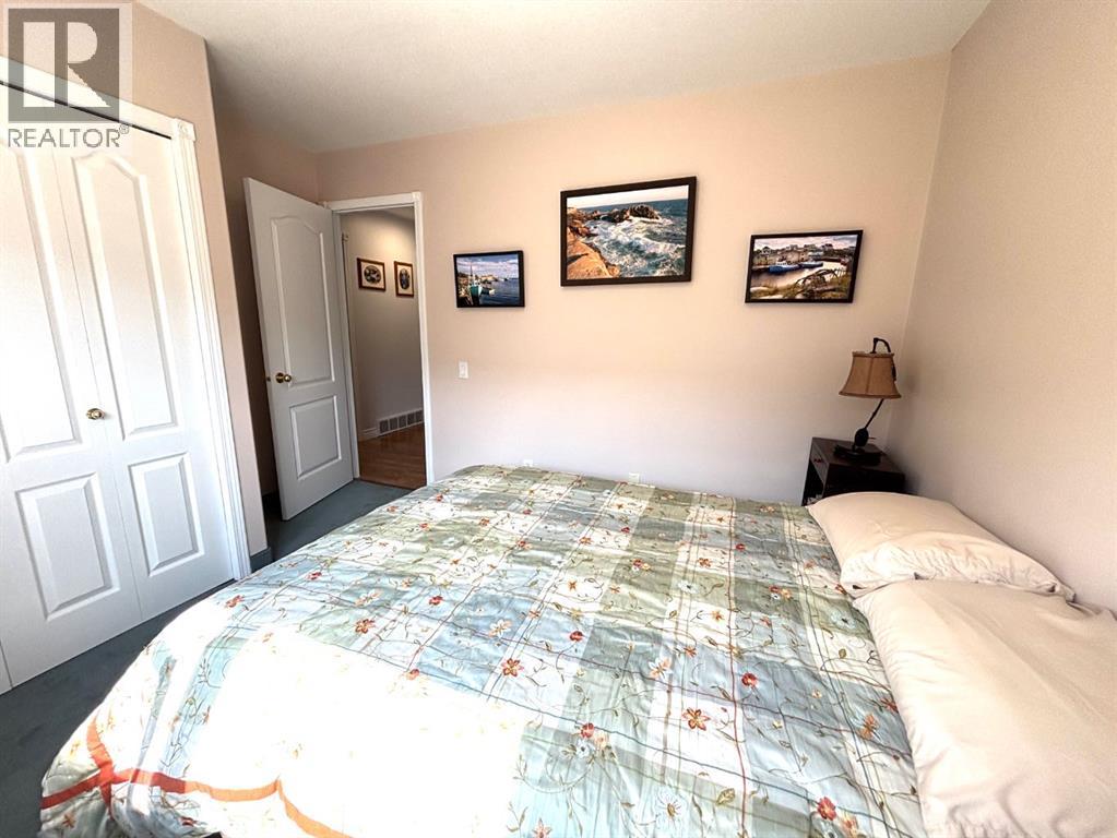 106 Borys Place, Hinton, Alberta  T7V 1H7 - Photo 22 - A2259024