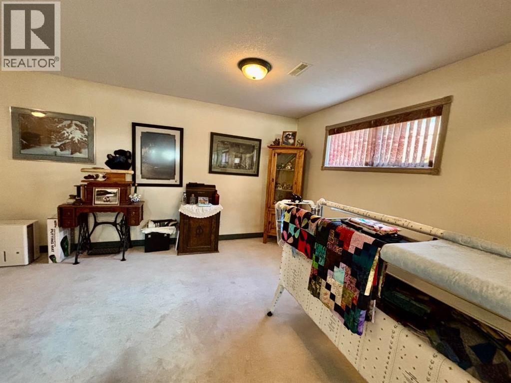 106 Borys Place, Hinton, Alberta  T7V 1H7 - Photo 30 - A2259024