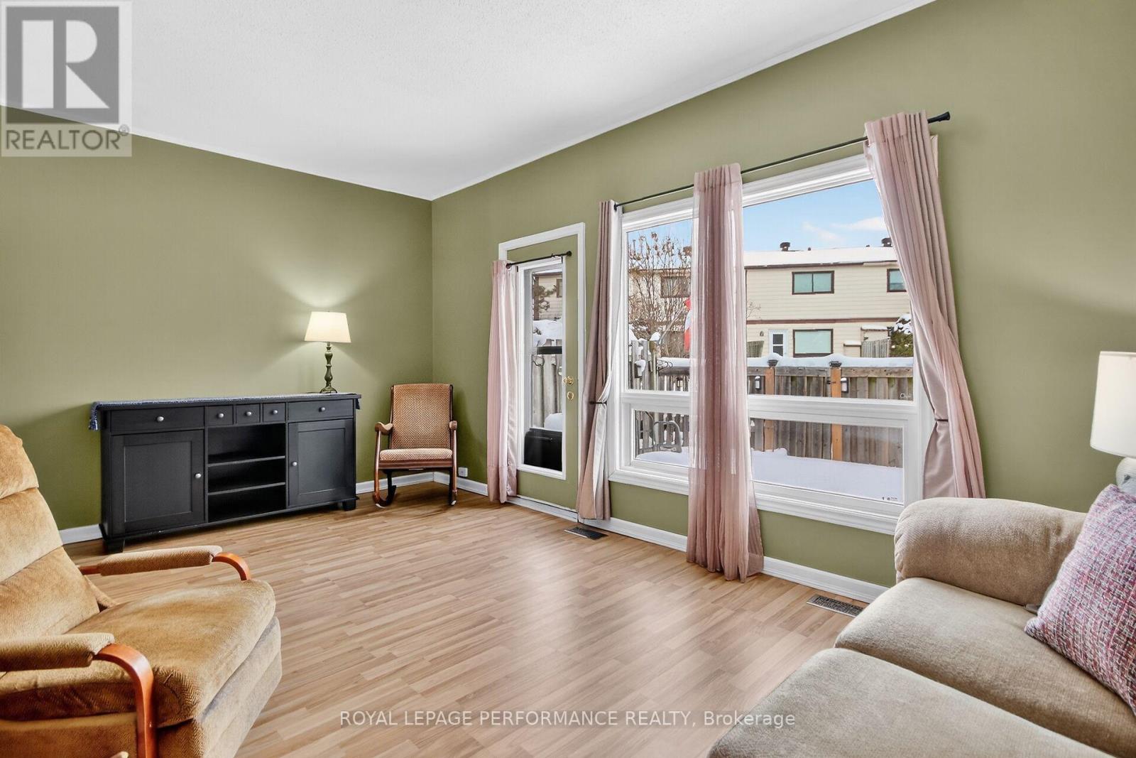 10c Fieldgate Drive, Ottawa, Ontario  K2J 1L5 - Photo 5 - X12725650