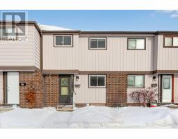 10C FIELDGATE DRIVE, Ottawa, Ontario