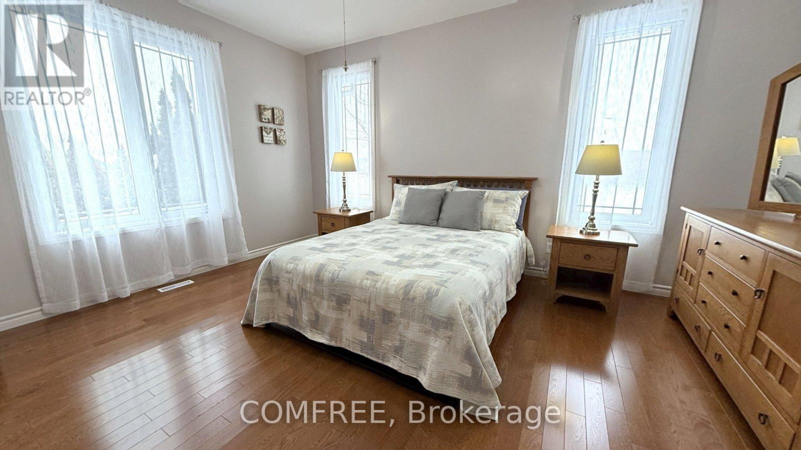 31 Essex Drive, Belleville, Ontario  K8N 0M9 - Photo 12 - X12725718