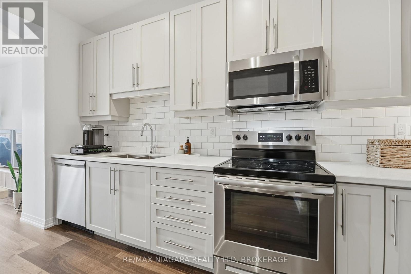 4004 Crown Street, Lincoln, Ontario  L0R 1B4 - Photo 8 - X12725750