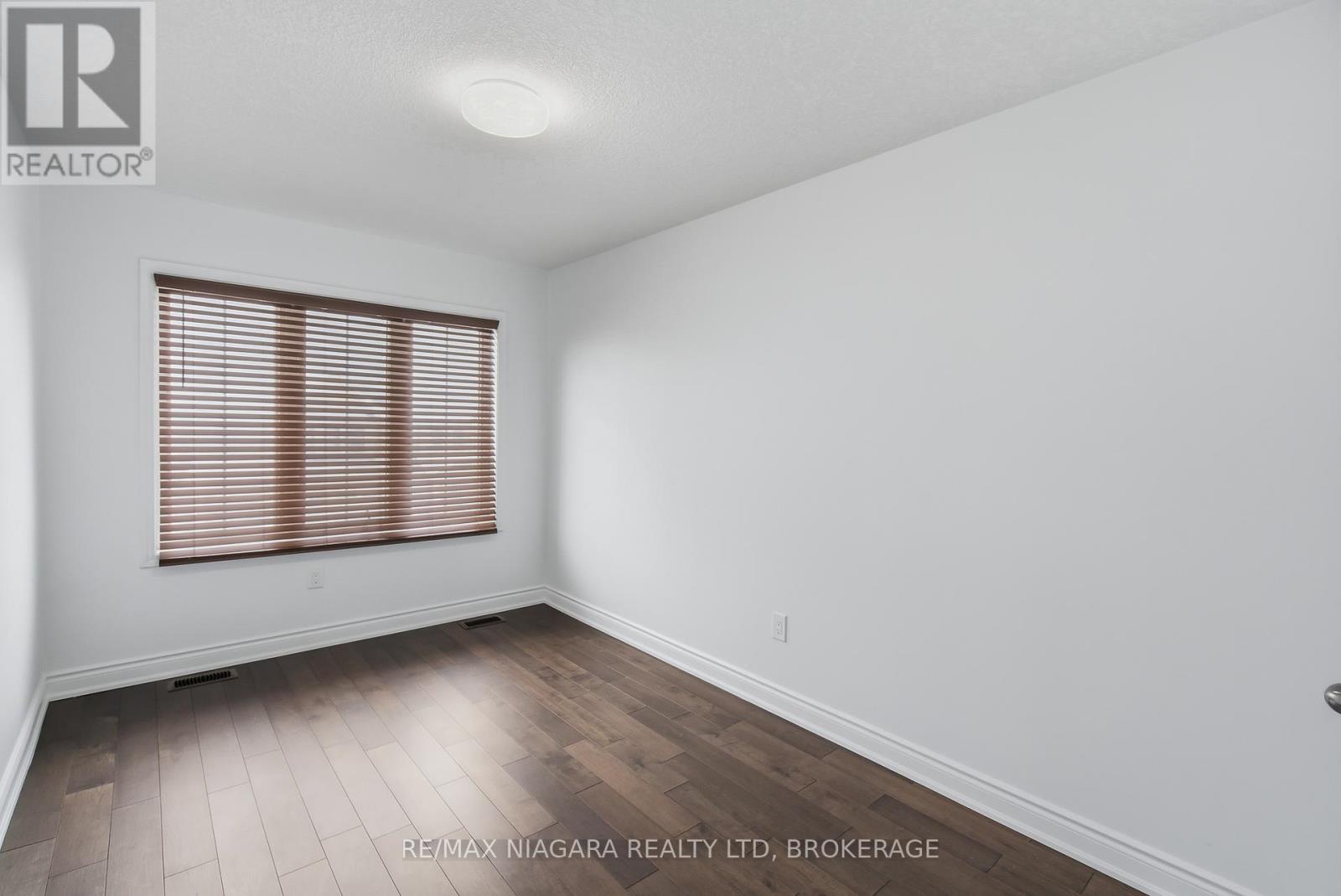 8139 Buckeye Crescent, Niagara Falls, Ontario  L2H 2Y6 - Photo 25 - X12725792