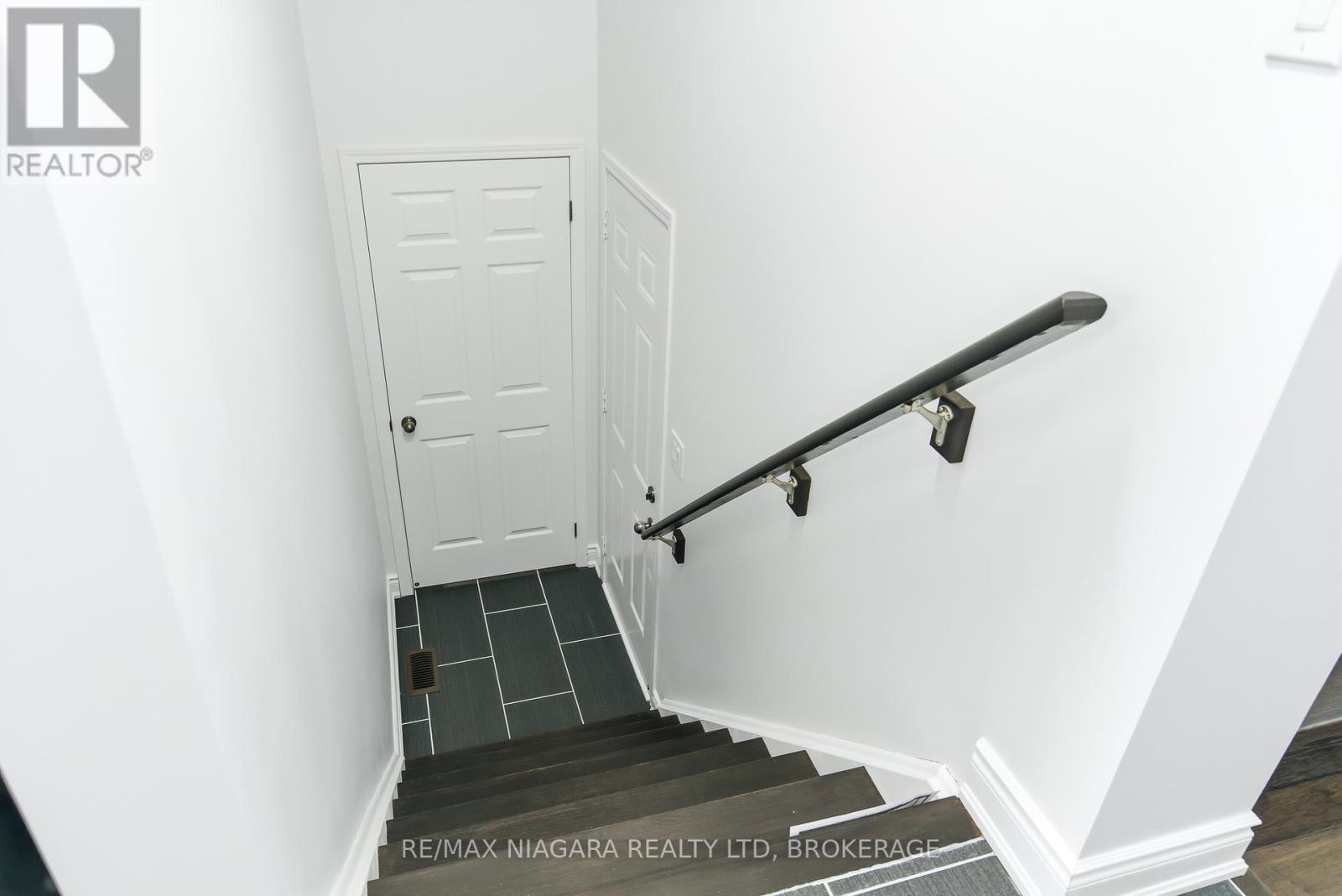 8139 Buckeye Crescent, Niagara Falls, Ontario  L2H 2Y6 - Photo 36 - X12725792