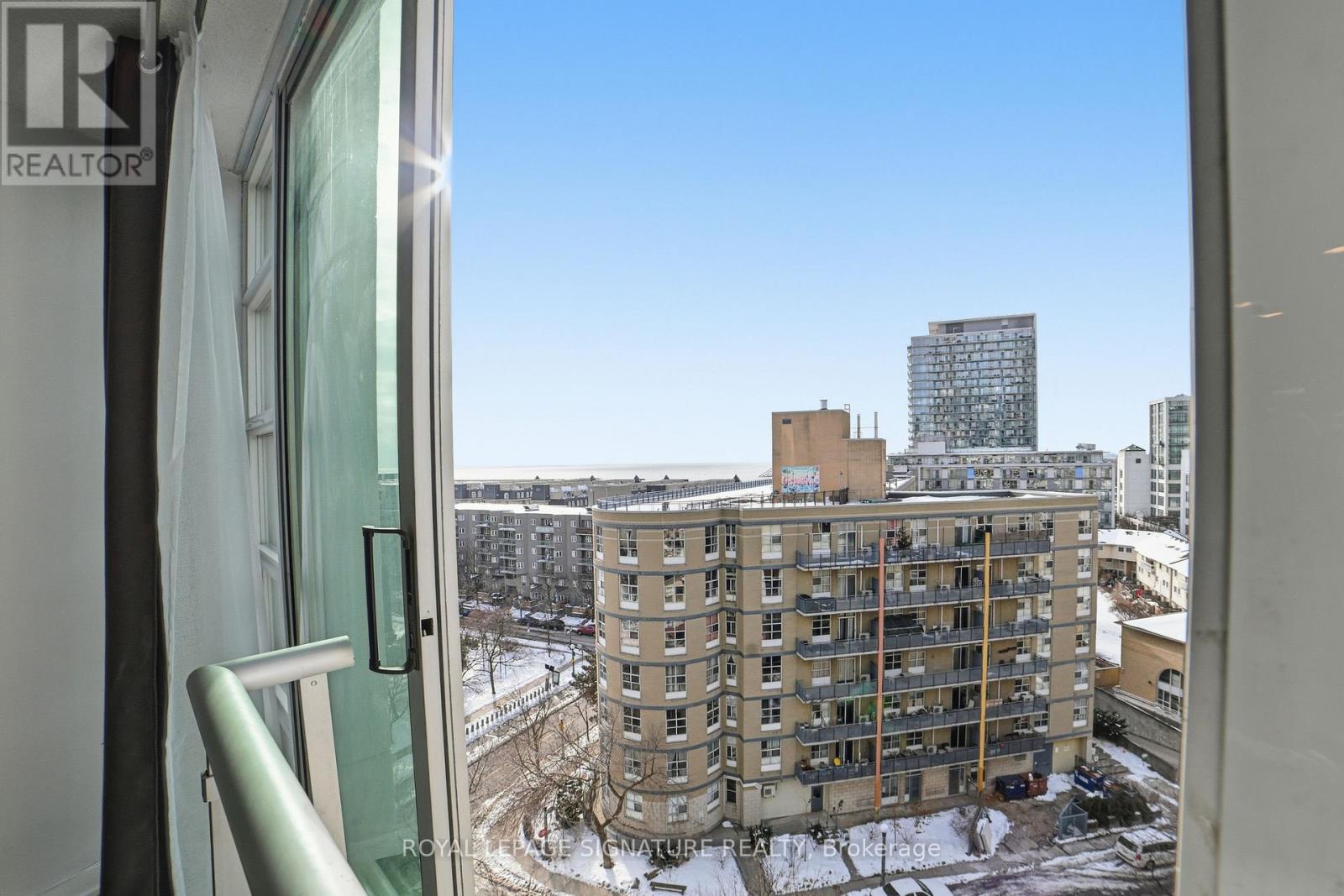 1219 - 650 Queens Quay W, Toronto, Ontario  M5V 3N2 - Photo 16 - C12724180