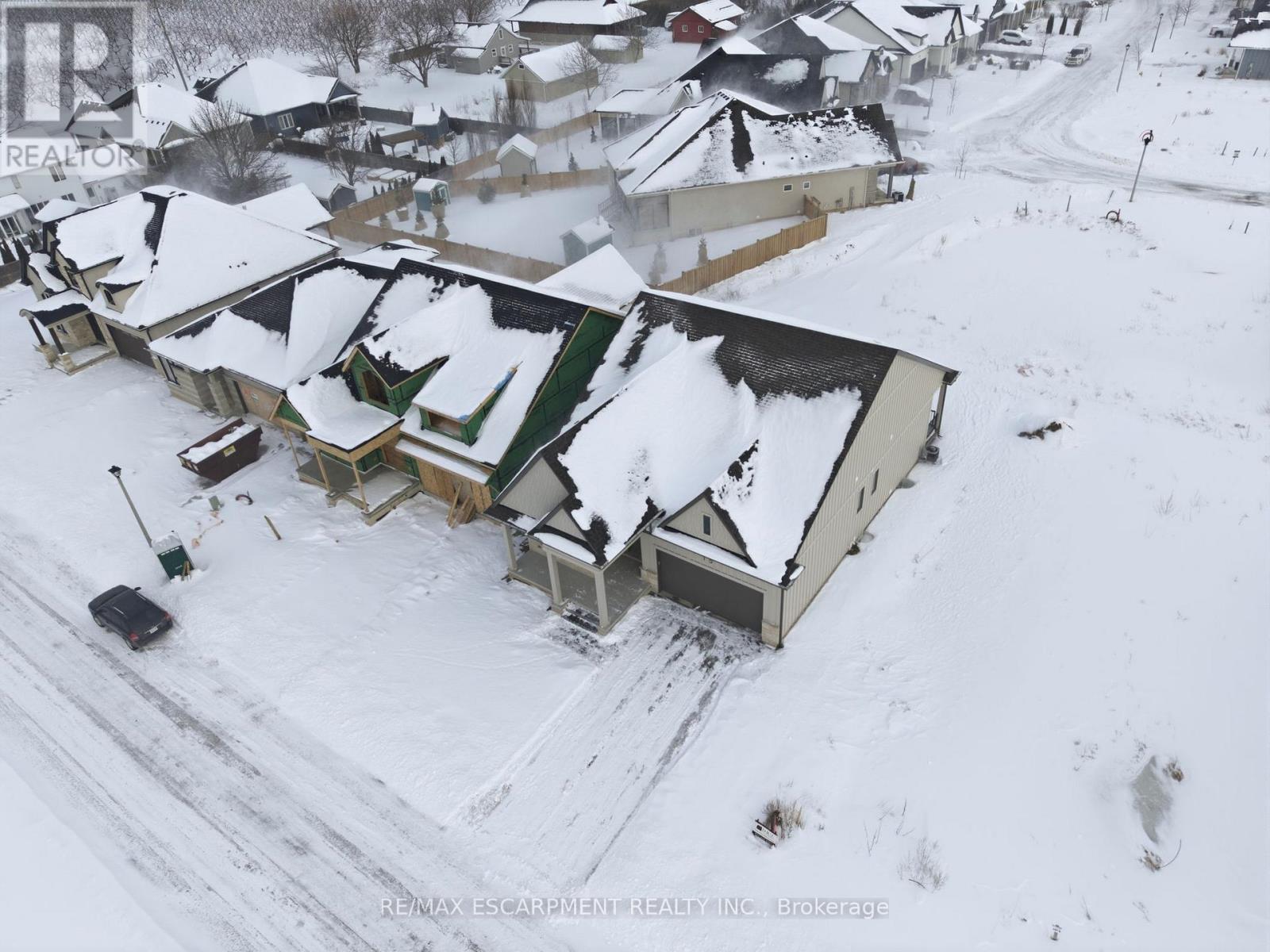 15 Oakley Drive, Niagara-On-The-Lake, Ontario  L0S 1J0 - Photo 38 - X12725060