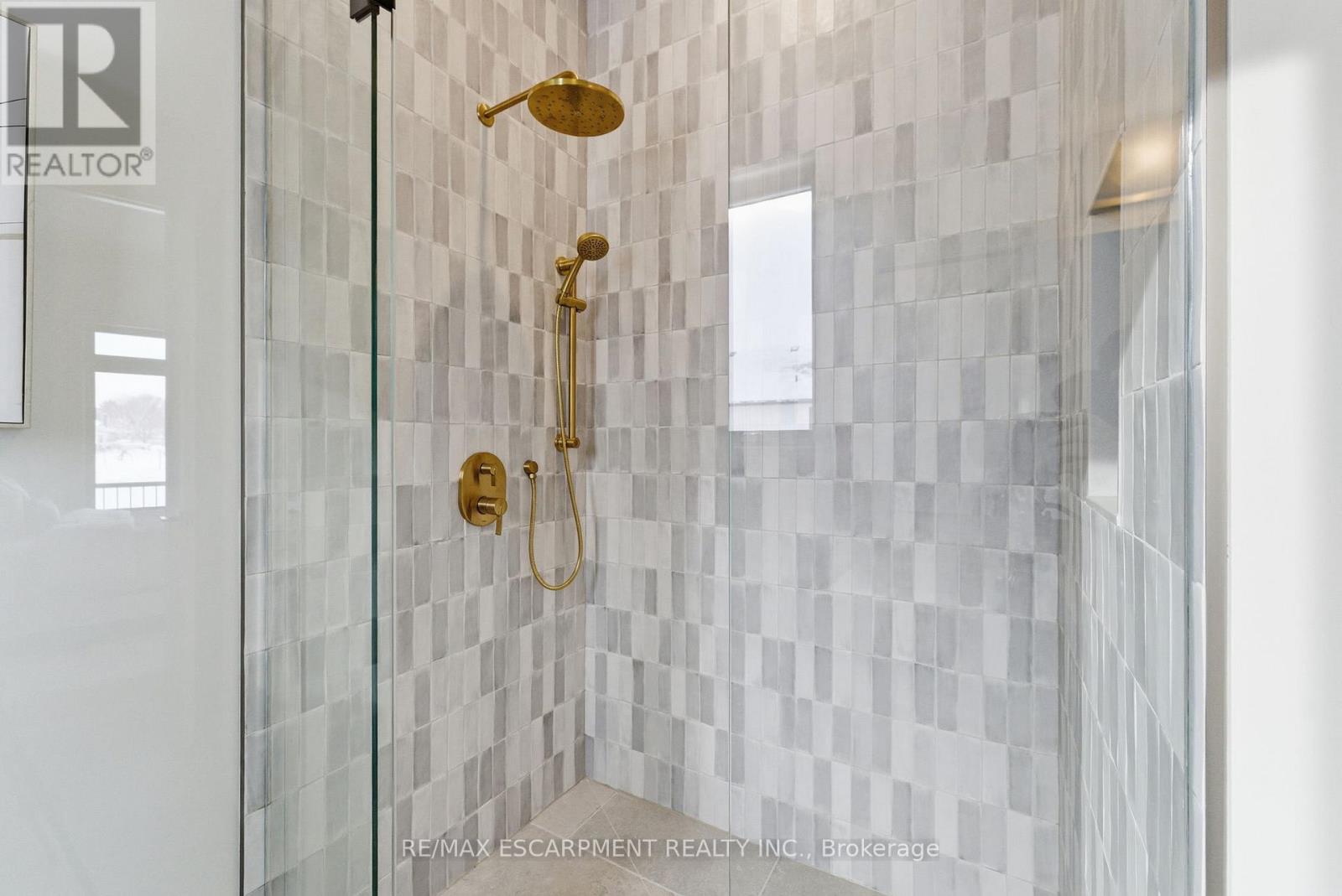 15 Oakley Drive, Niagara-On-The-Lake, Ontario  L0S 1J0 - Photo 21 - X12725060