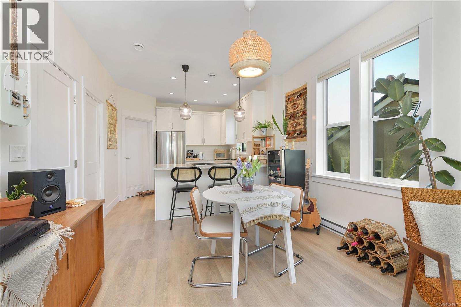 3 945 Pembroke St, Victoria, British Columbia  V8T 1J1 - Photo 11 - 1024071