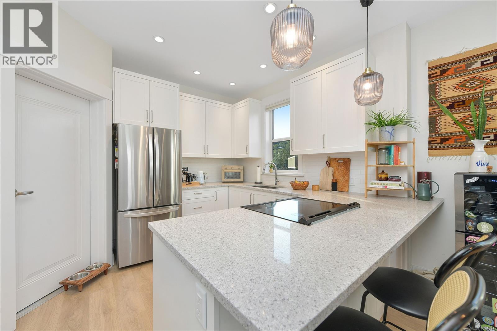 3 945 Pembroke St, Victoria, British Columbia  V8T 1J1 - Photo 15 - 1024071