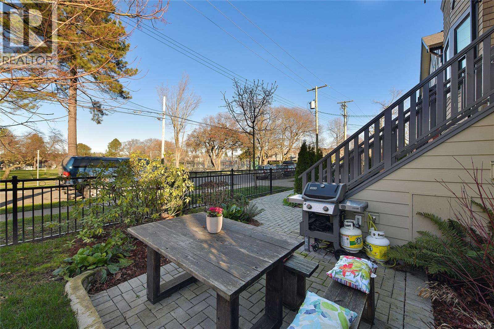 3 945 Pembroke St, Victoria, British Columbia  V8T 1J1 - Photo 40 - 1024071