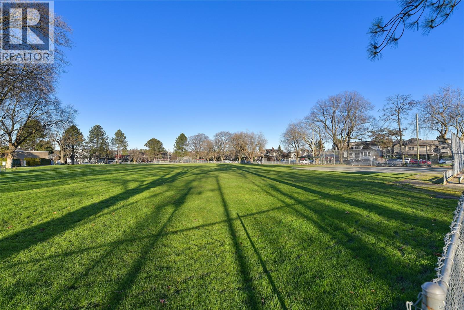 3 945 Pembroke St, Victoria, British Columbia  V8T 1J1 - Photo 67 - 1024071