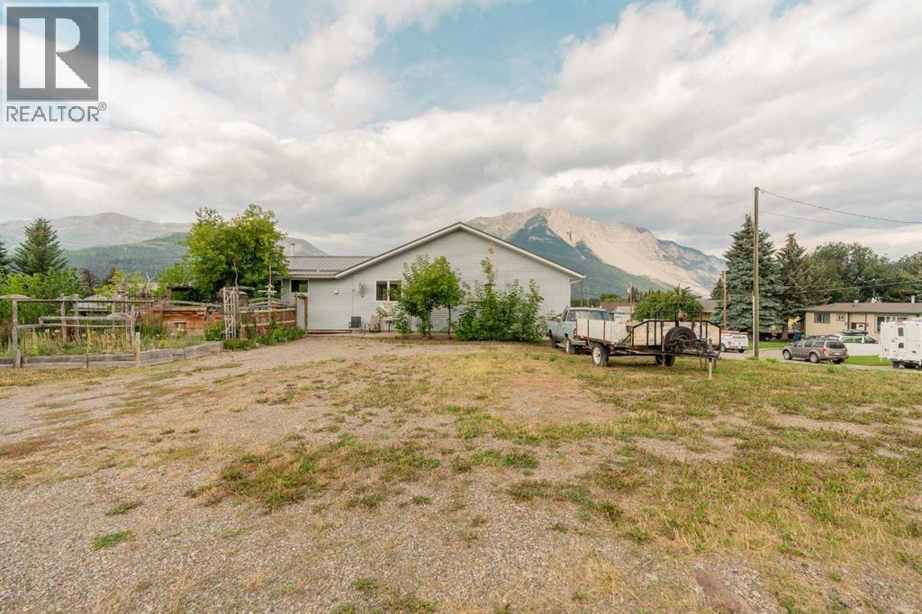2729 226 Street, Bellevue, Alberta  T0K 0C0 - Photo 44 - A2250969