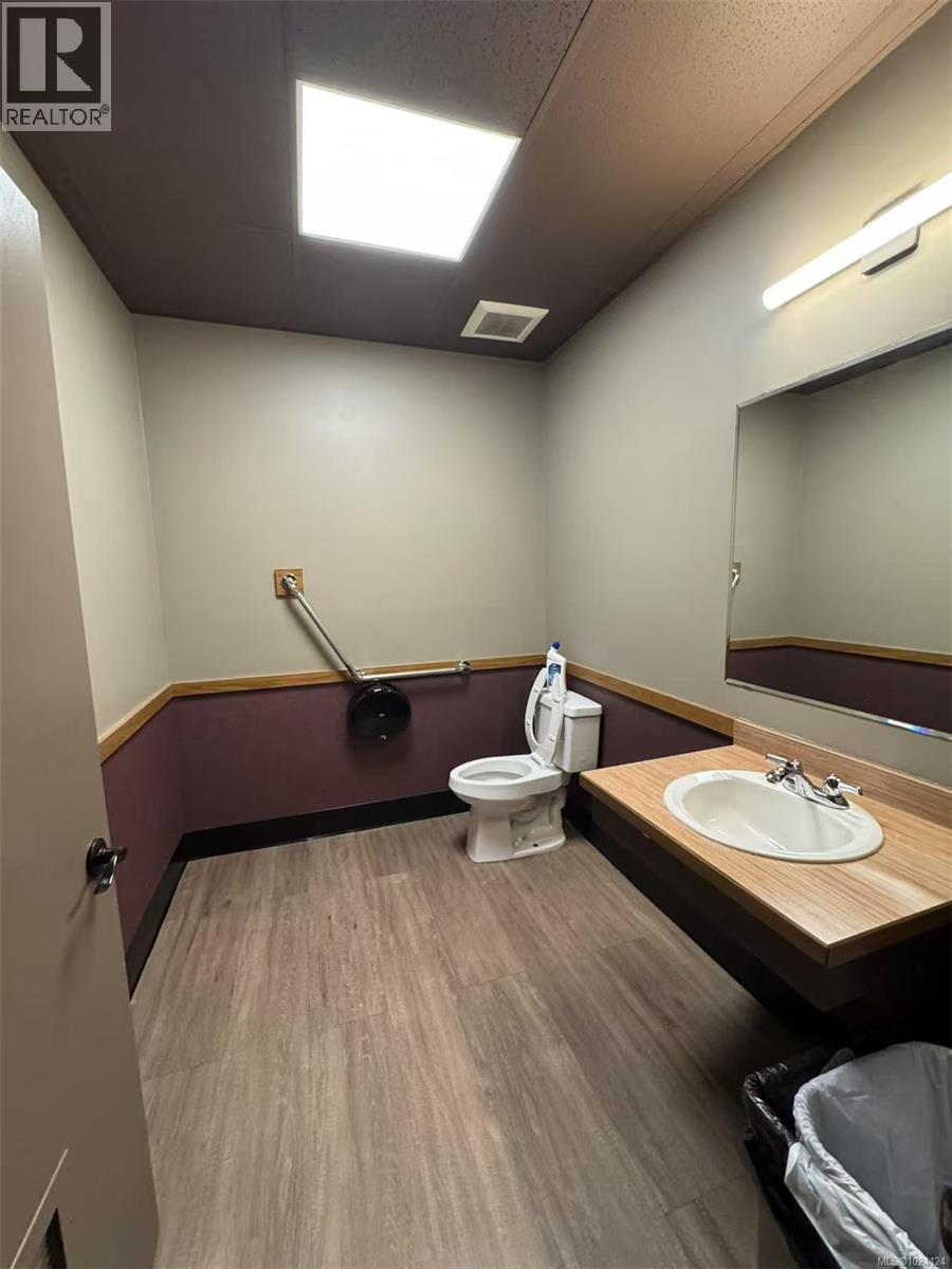 3613 Shelbourne St, Saanich, British Columbia  V8P 4H1 - Photo 15 - 1024124