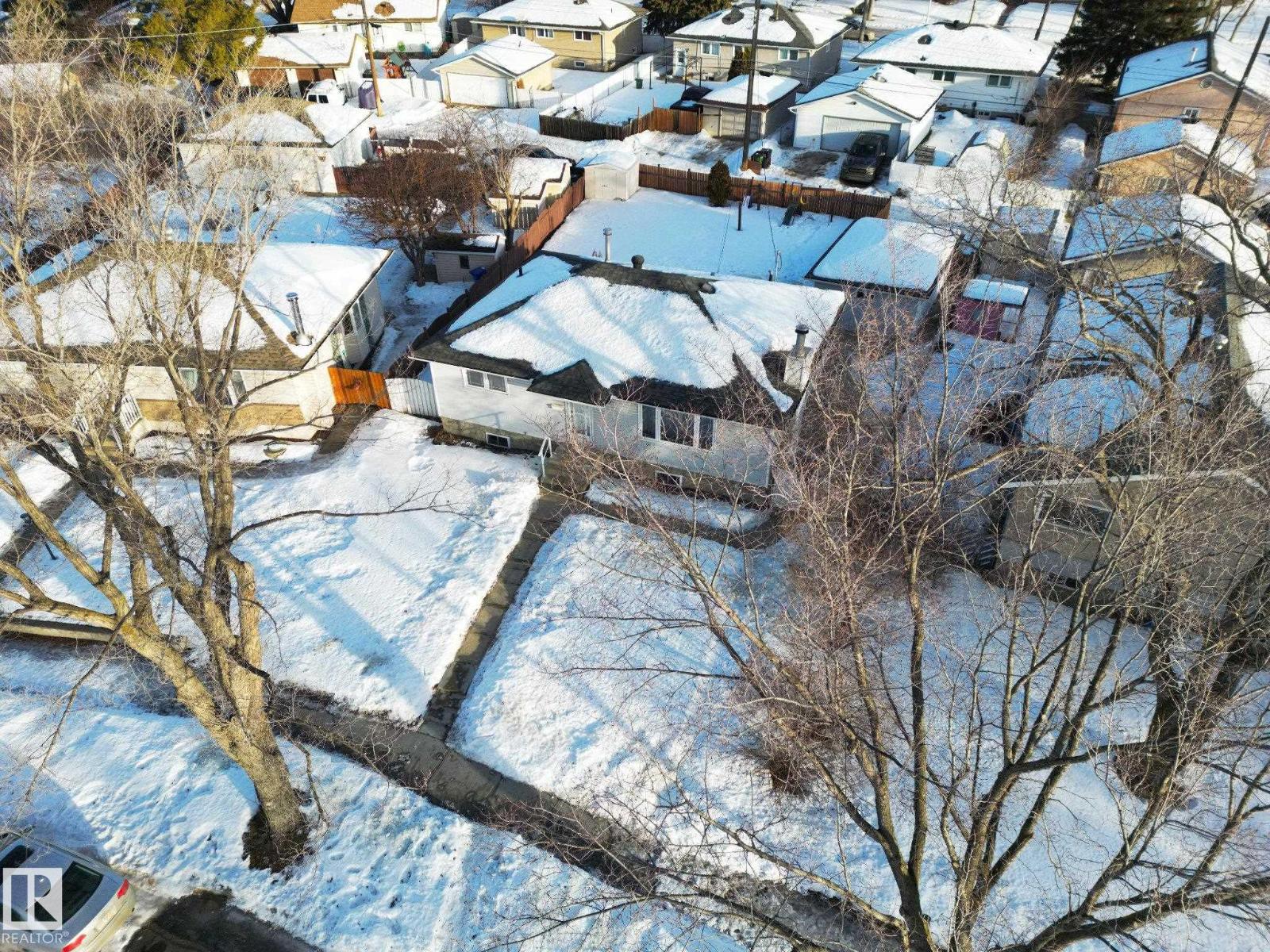 10508 130th Av Nw, Edmonton, Alberta  T5E 0S8 - Photo 2 - E4470920