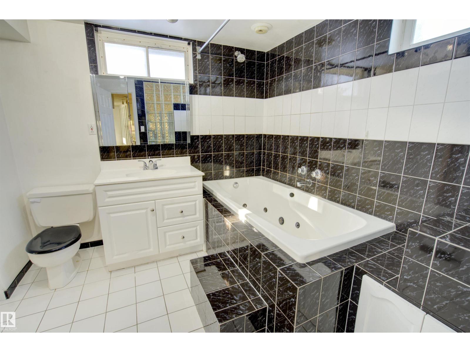 10508 130th Av Nw, Edmonton, Alberta  T5E 0S8 - Photo 41 - E4470920