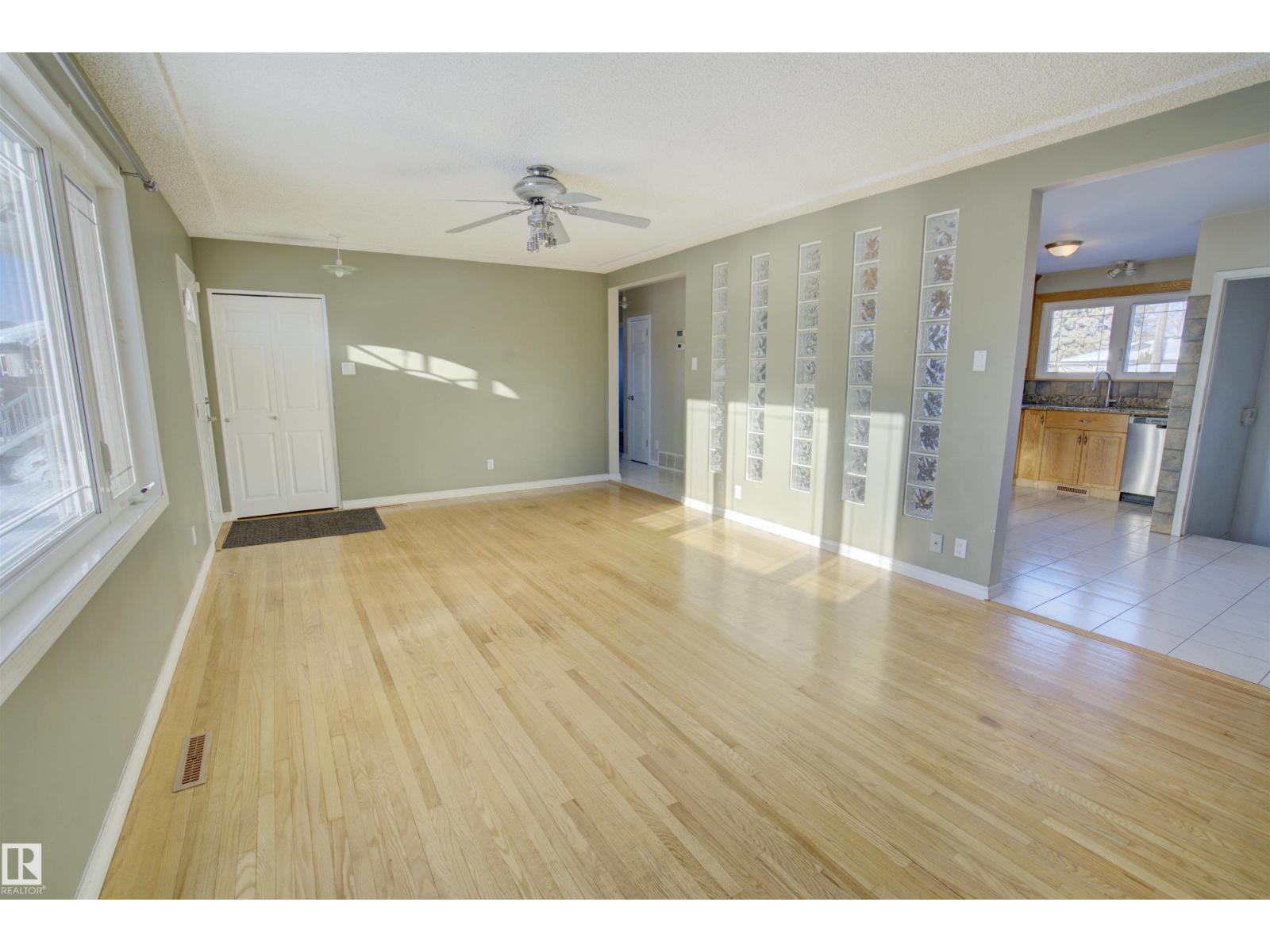 10508 130th Av Nw, Edmonton, Alberta  T5E 0S8 - Photo 9 - E4470920