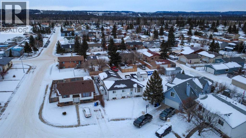 128 10 Avenue Ne, Sundre, Alberta  T0M 1X0 - Photo 4 - A2277995